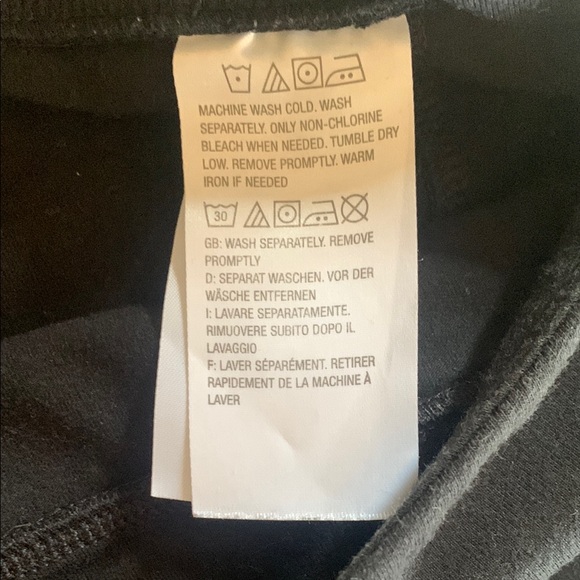 Women with Control Black Skort - Picture 3 of 7